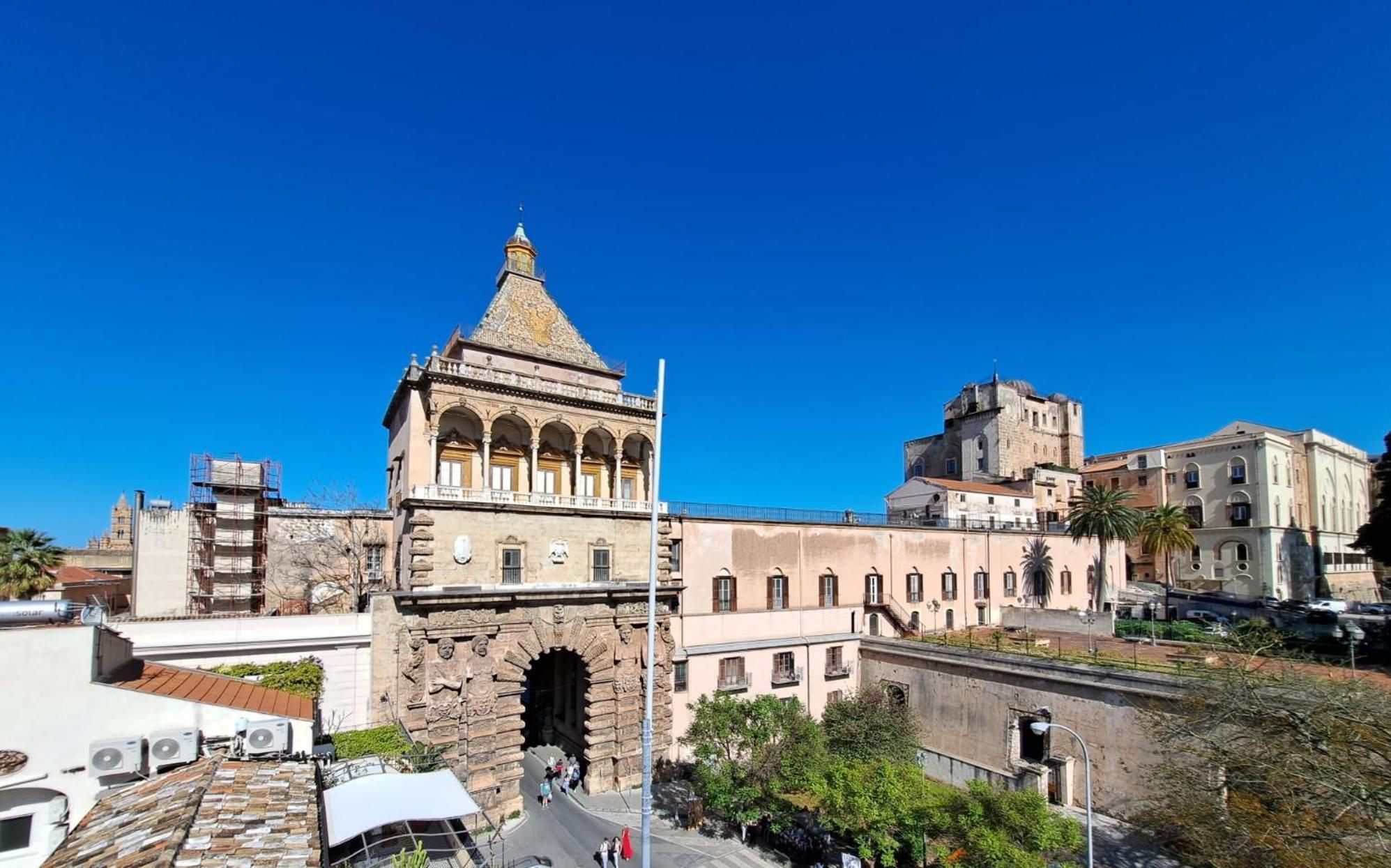 Apartmán La Porta Dei Mori Palermo Exteriér fotografie